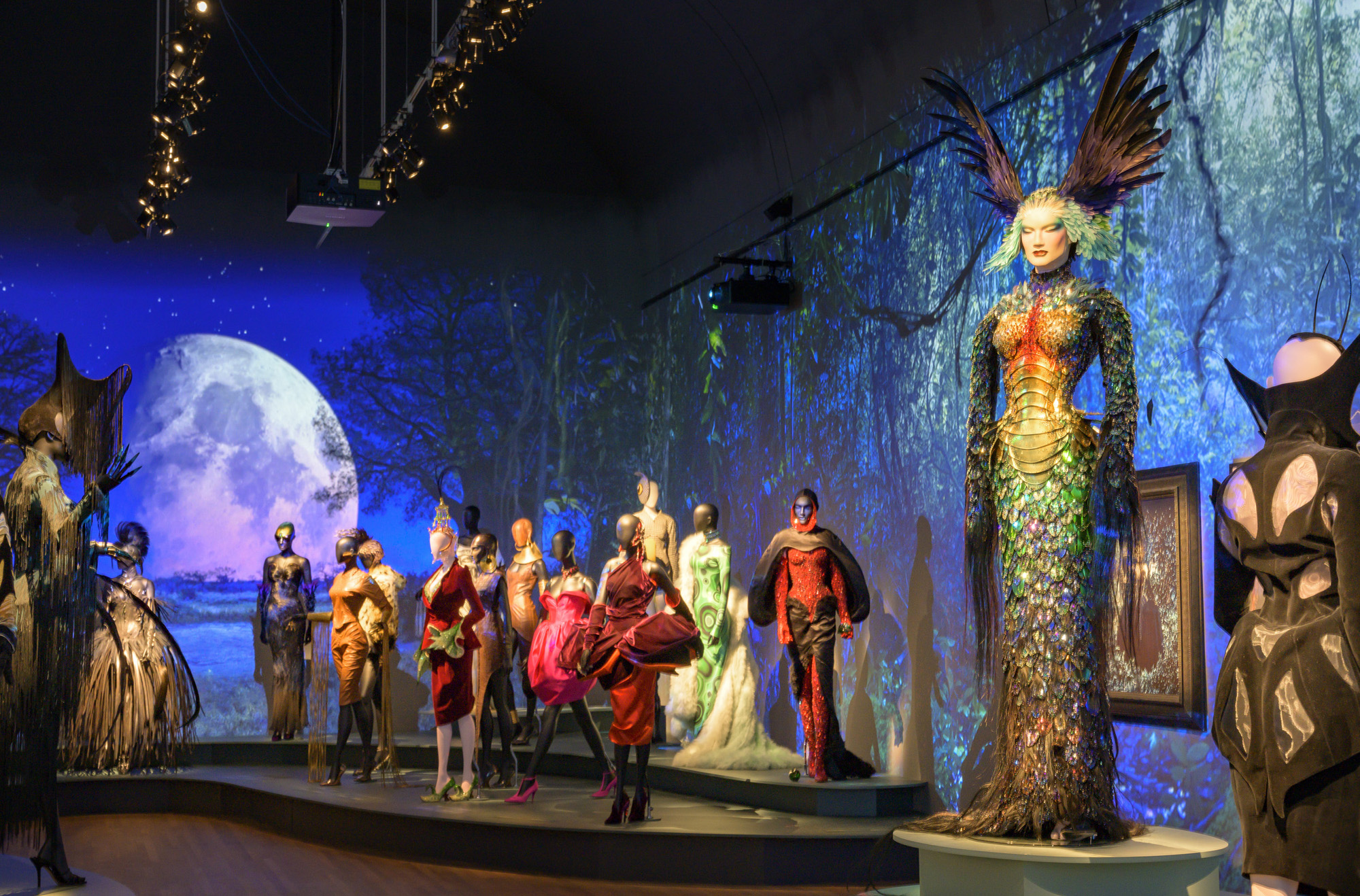 Exposition Thierry Mugler Musée Des Arts Décoratifs Thierry Mugler - Hans Boodt Mannequins